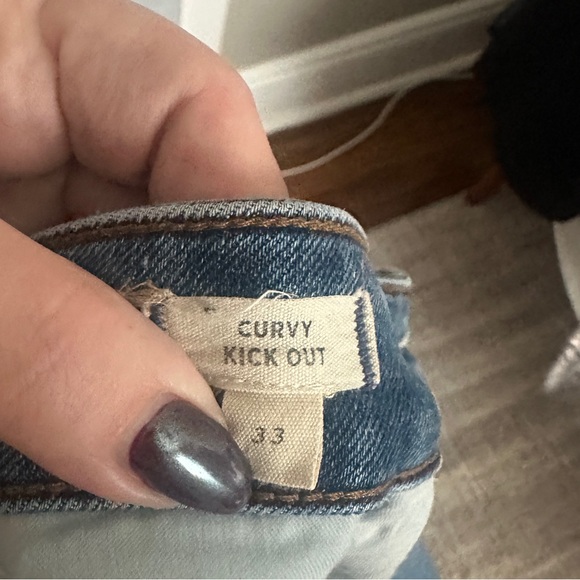 Madewell curvy kick out jeans - Picture 3 of 4